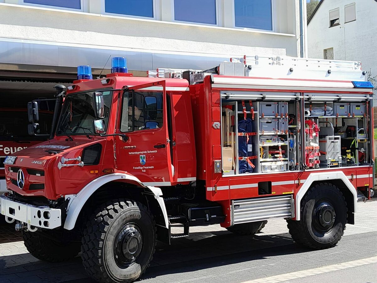 Feuerwehr Fahrzeug Auslieferung