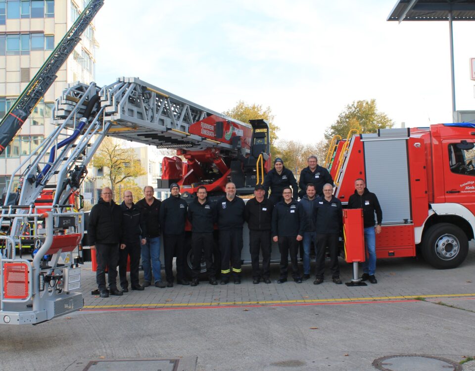Feuerwehr Fahrzeug Auslieferung