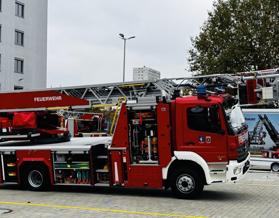 Feuerwehr Fahrzeug Auslieferung
