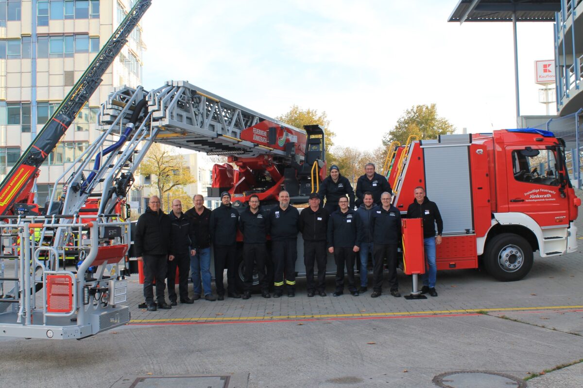 Feuerwehr Fahrzeug Auslieferung