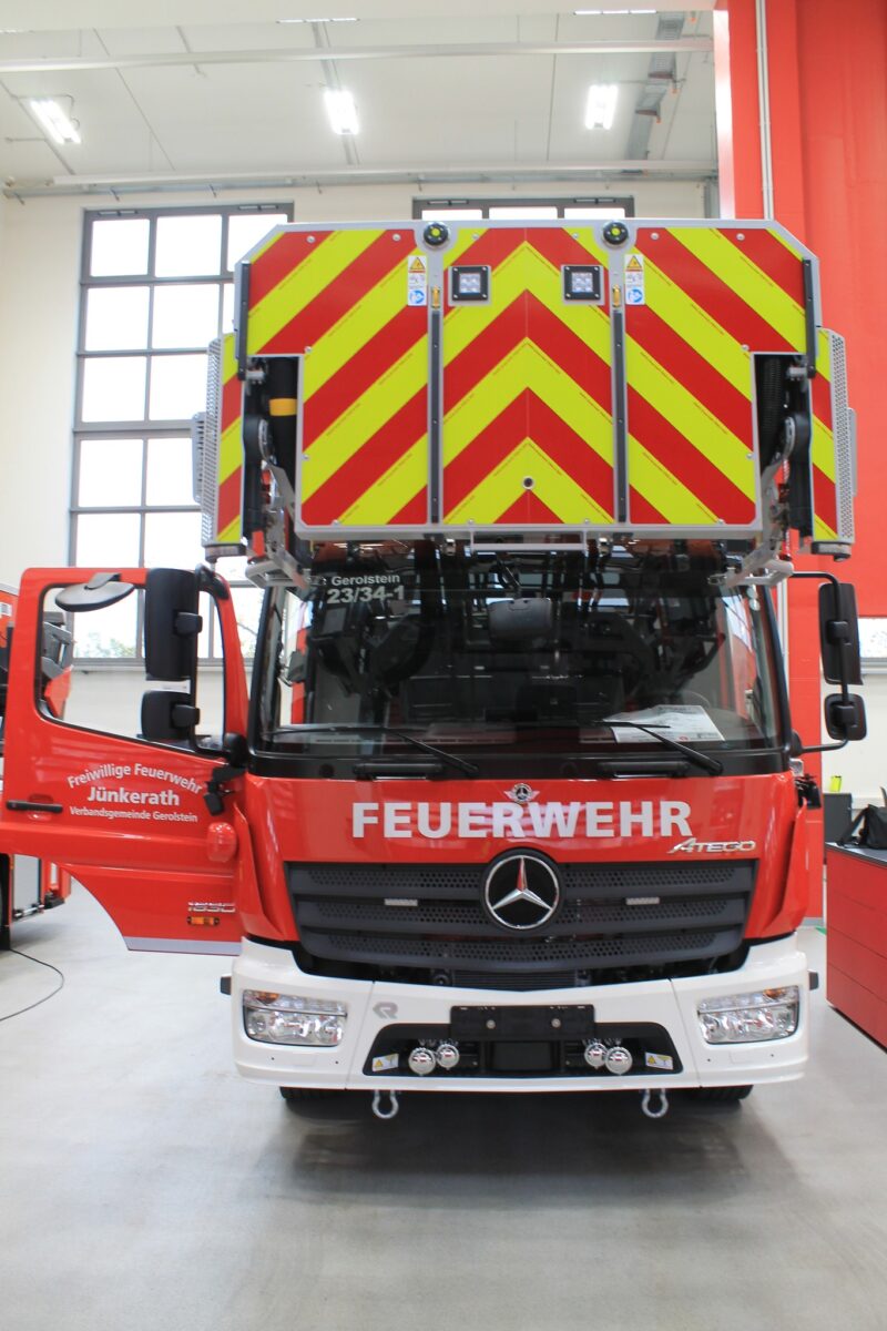 Feuerwehr Fahrzeug Auslieferung