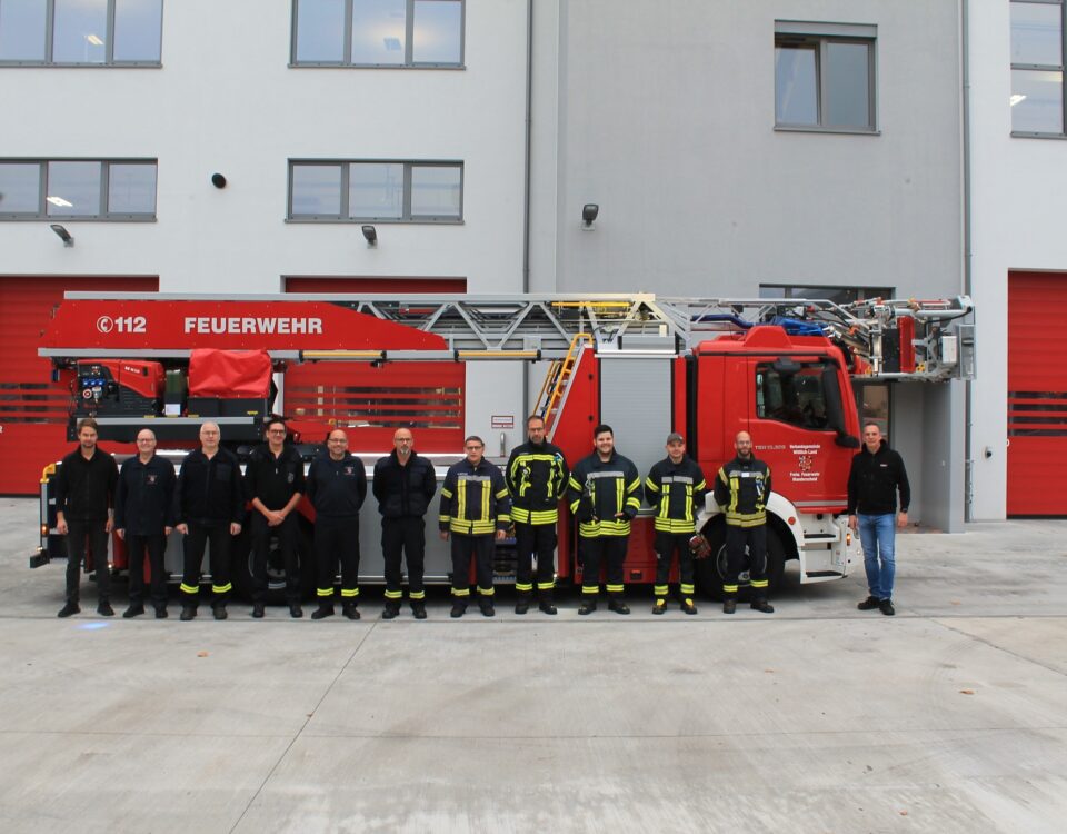 Feuerwehr Fahrzeug Auslieferung